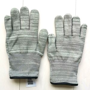 Tech winter gloves